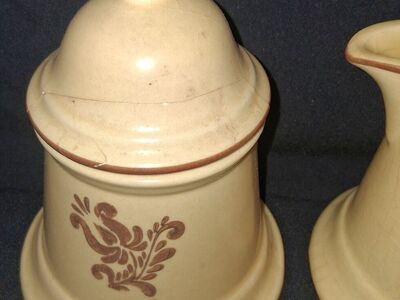 PFALTZGRAFF SUGAR BOWL (VILLAGE PATTERN)