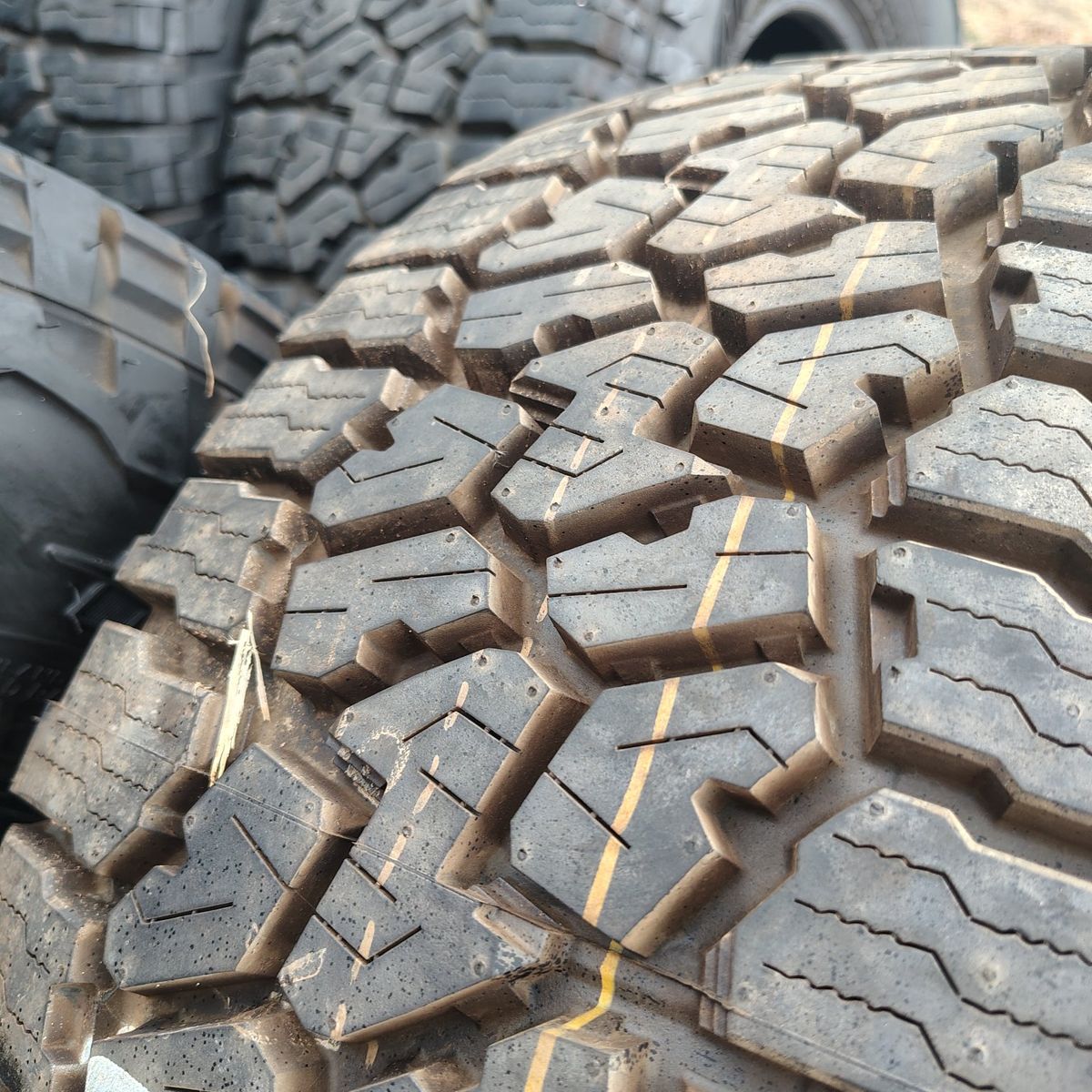 lightly used 285/70r17 falken wildpeak at3w