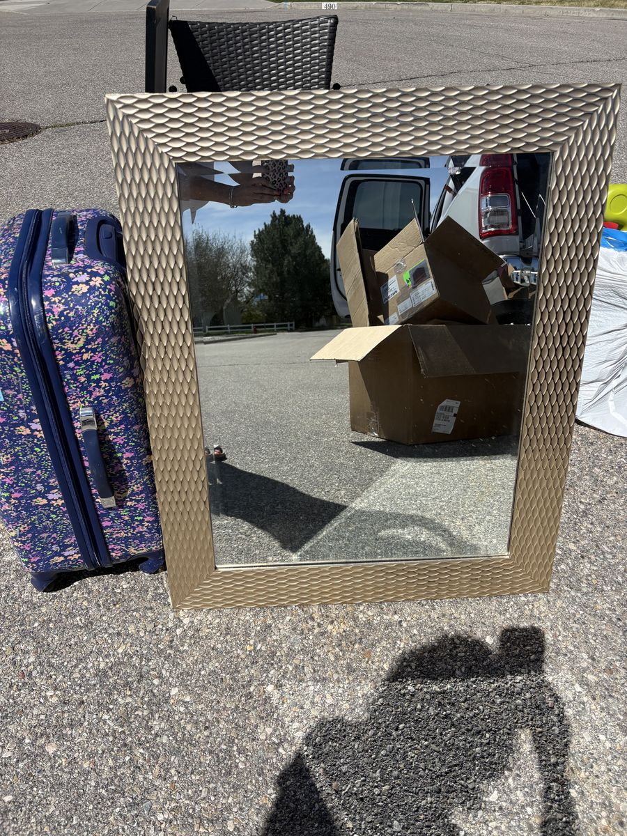 Gold rimmed decorative Mirror