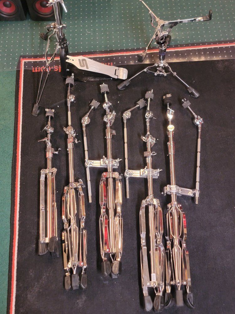Main image 22