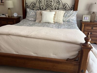 King bed for sale