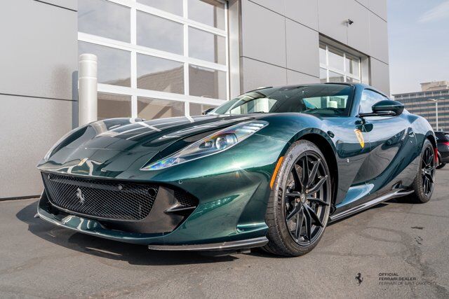 2022 Ferrari 812 GTS Base