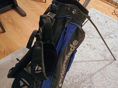 TaylorMade Golf Bag with Stand