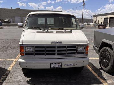 1988 Dodge Ram Van