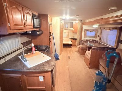 2008 Fleetwood Wilderness 27’
