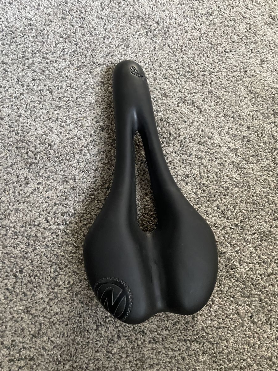 Road Saddle FR1 Nashbar