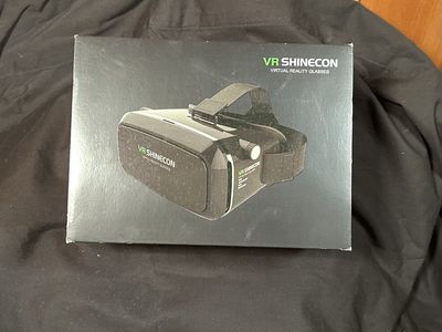VR Shinecon Virtual Reality Glasses with Remote & Earbuds - Immersive VR Headset