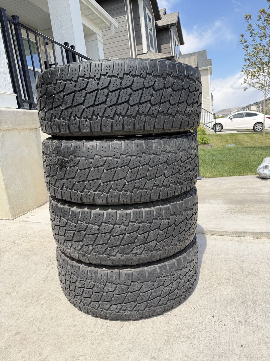 285/65R18 Nitto Terra Grappler G2 Load E