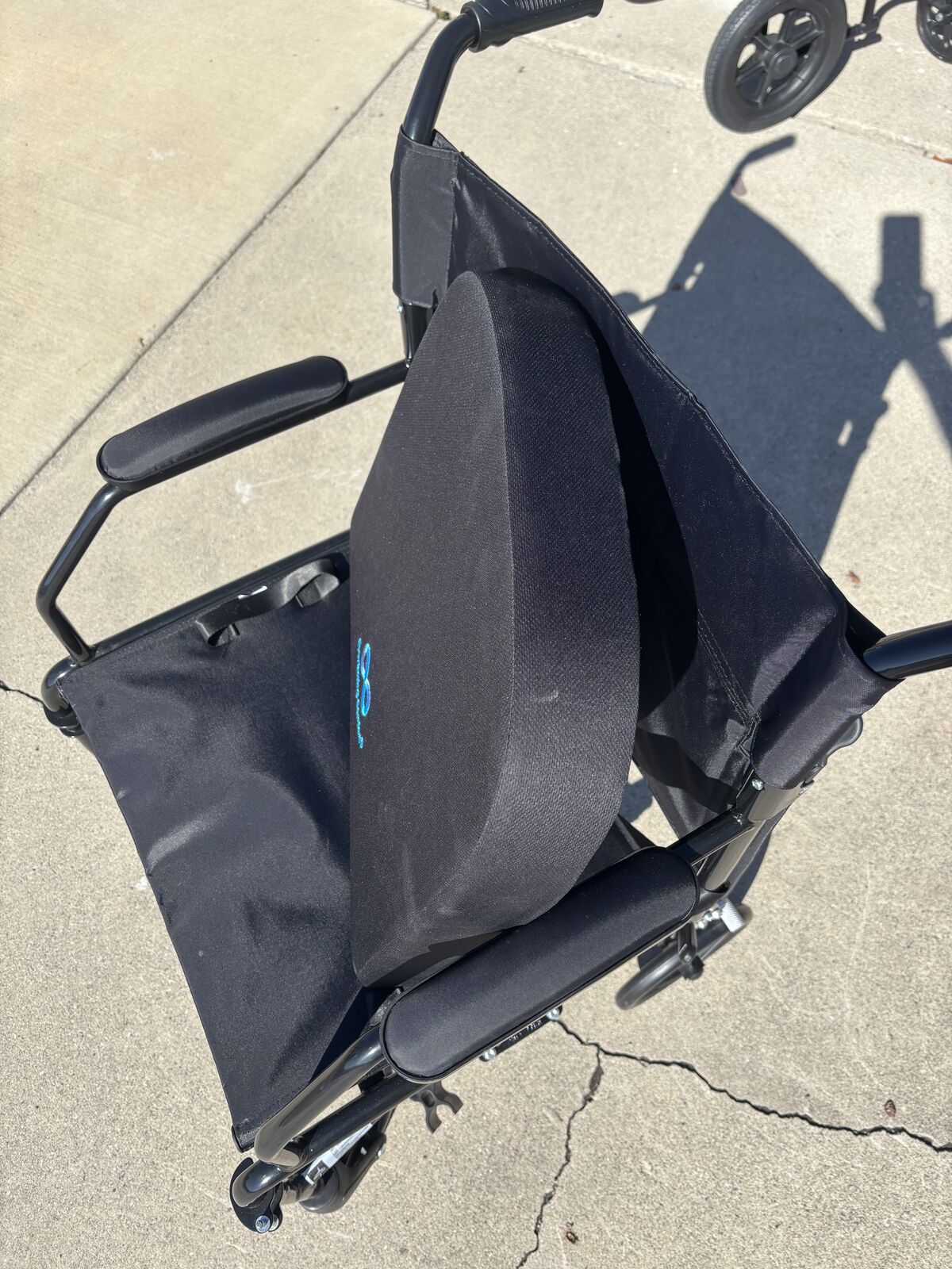 MEDLINE push up to table folding transport wheelchair with cushion