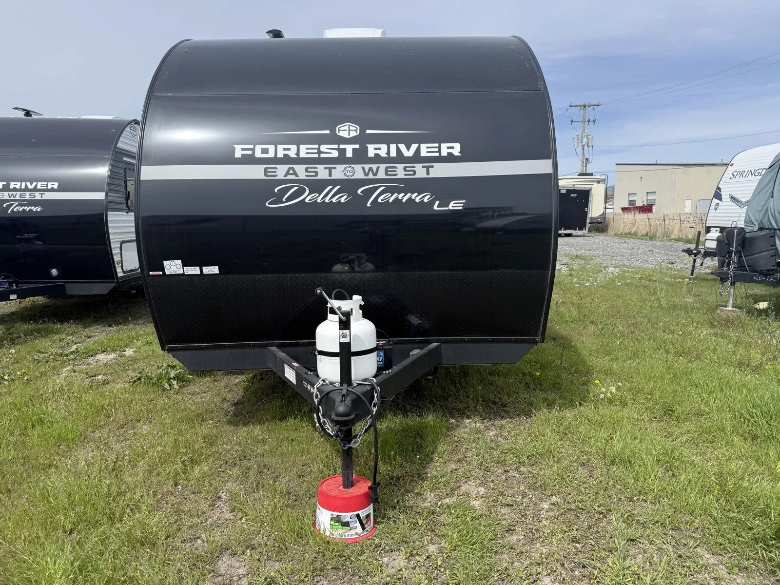 New 2026 Forest River RV East To West Della Terra Le 160RBXLE