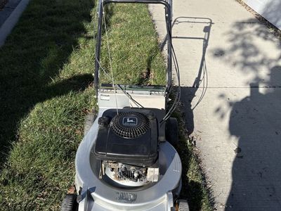 John Deere Lawnmower