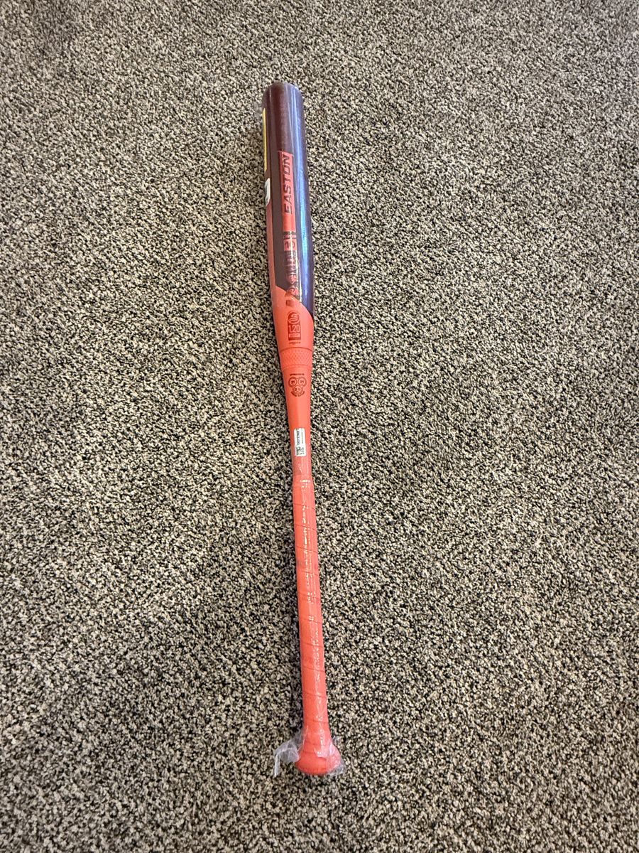 Easton Ghost Fastpitch Softball Bat 31" 21 oz (-10) New in Wrapper