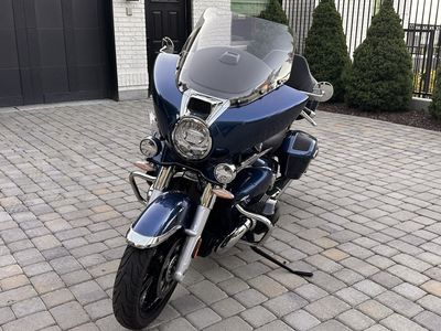 BMW R18 Transcontinental Touring. Gravity Blue Metallic. Like New. 1,411 miles.