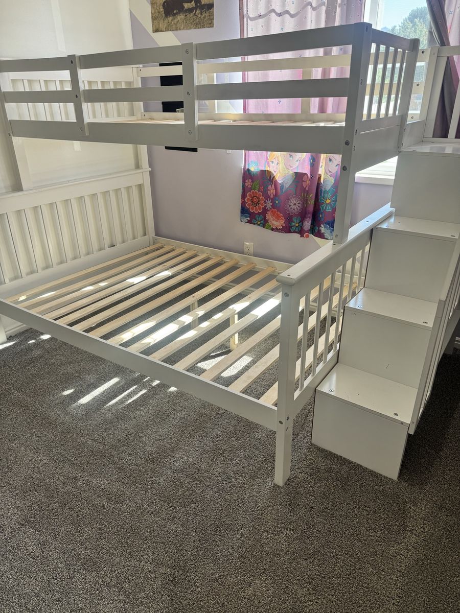 White Wooden Bunk Bed with Built-in Stairs and Slats