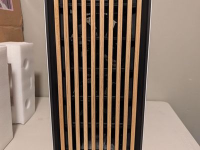 Fractal Design North Mid Tower PC Case - Chalk White Real Oak Front - Clear Tint Glass - ATX