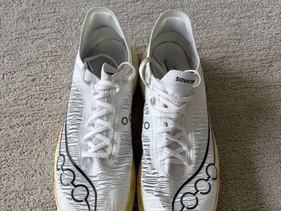 Saucony Endorphin Elite 2 racing shoes
