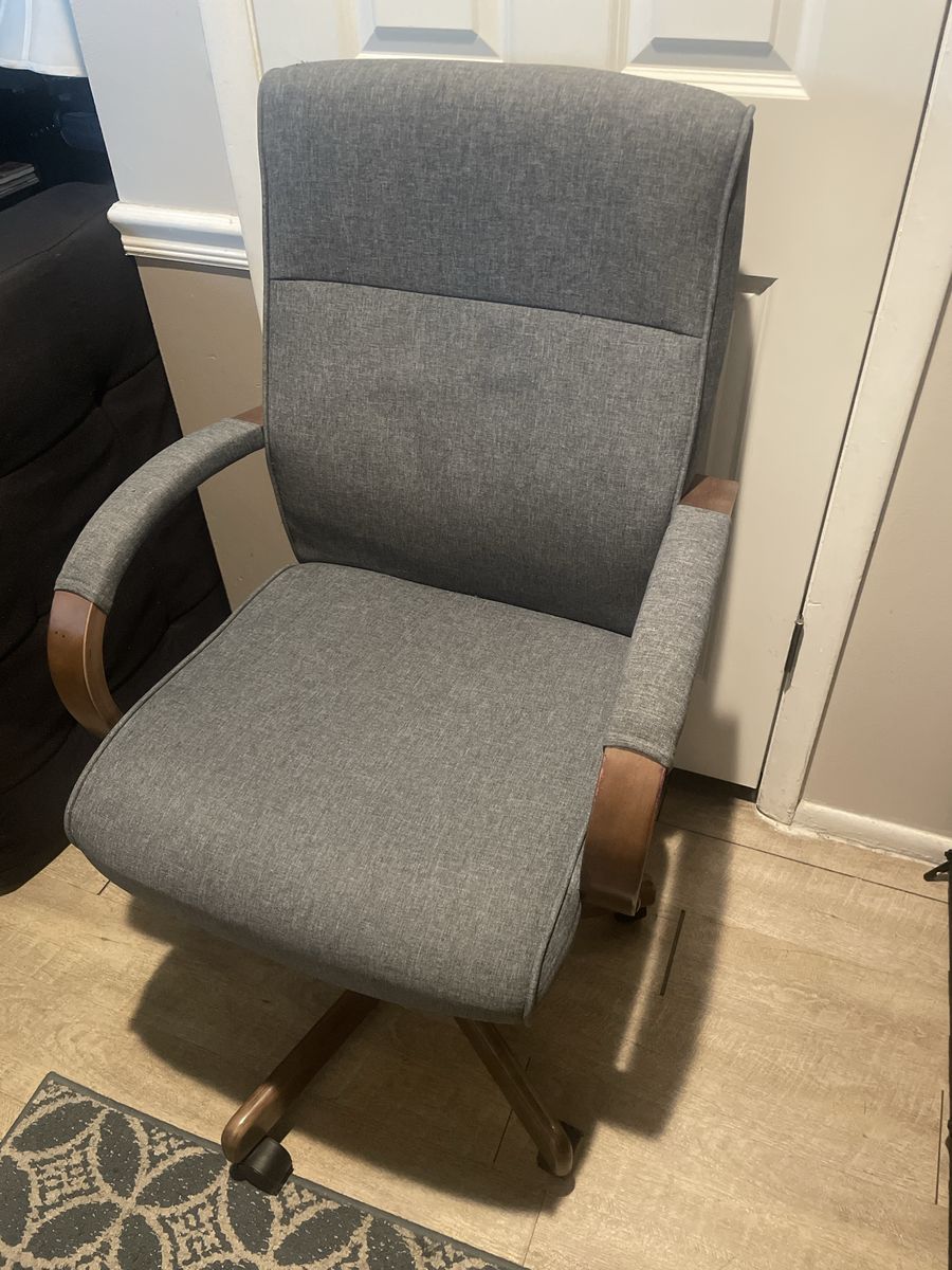 Gray Fabric Office Desk Chair with Wooden Accents and Wheels