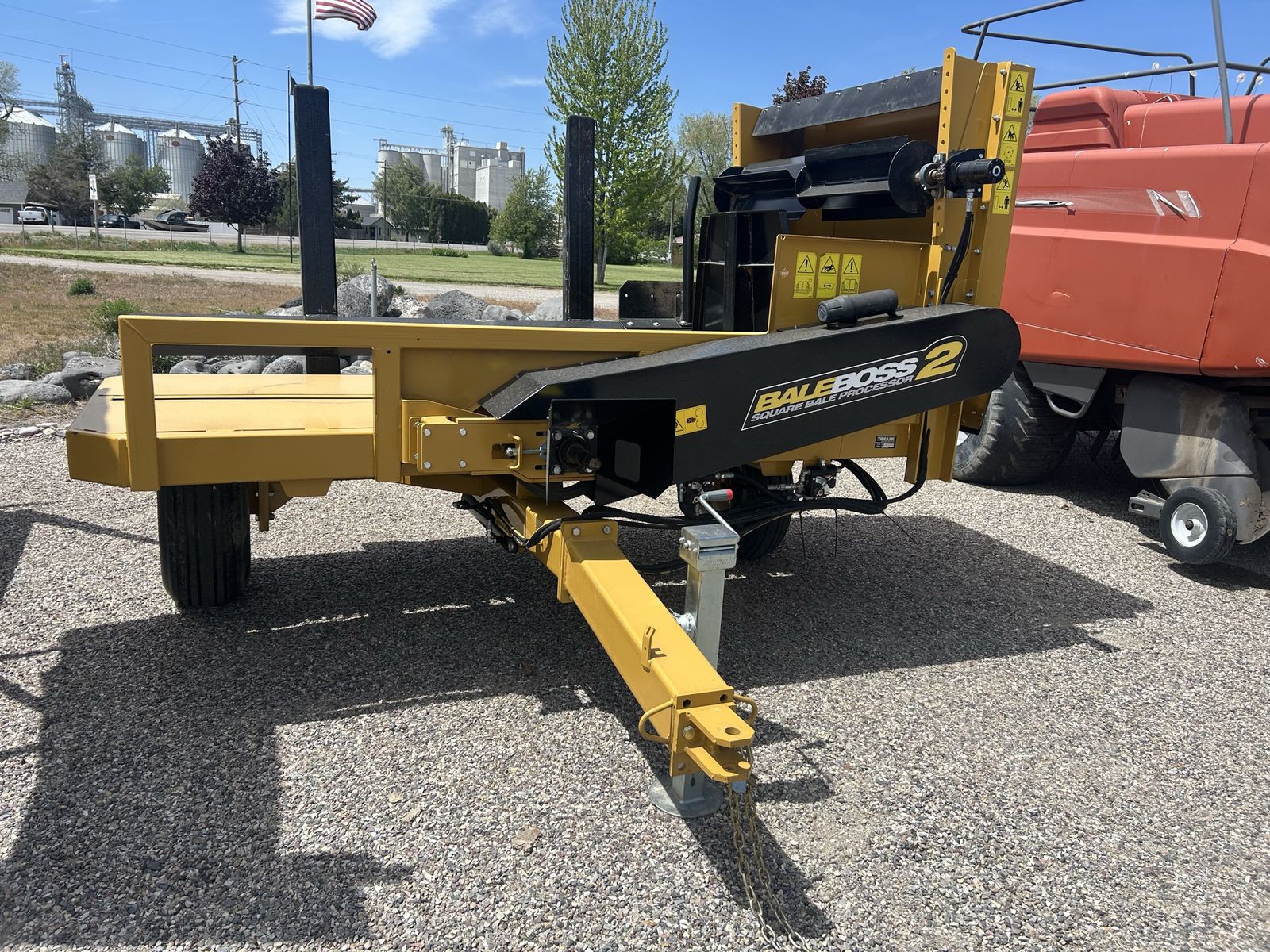 Tubeline bale boss 2 bale processor