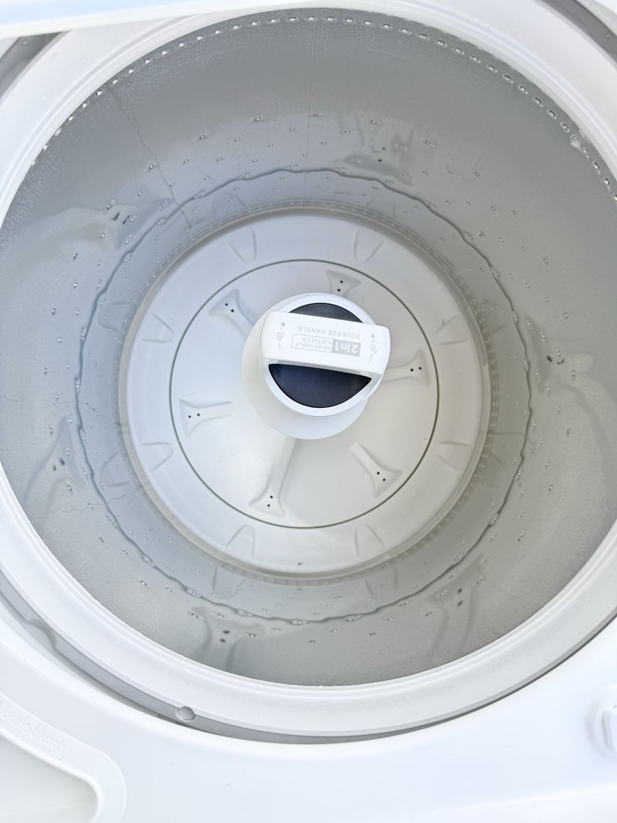Main image 6