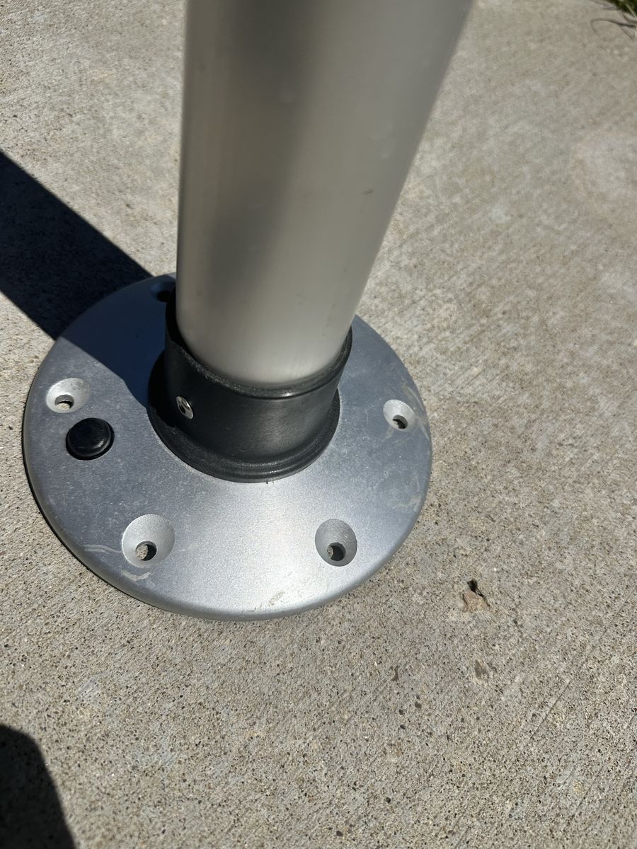 Main image 3