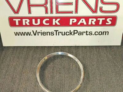 Used Peterbilt Chrome Cluster Bezel for Speedometer or Tachometer, Part # S18-6000-002