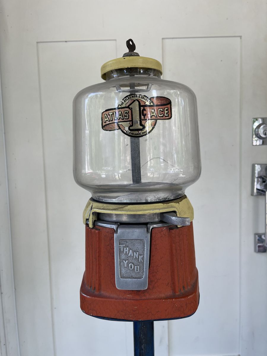 1940s Vintage Antique Atlas Penny Candy Vending Machine Dispenser