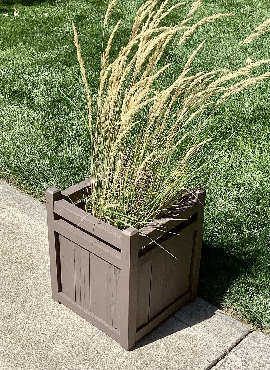 Bungalow Style Planter Box
