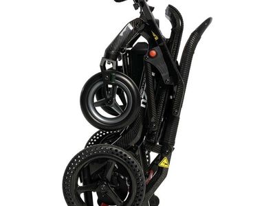 Very Light Foldable Wheelchair
