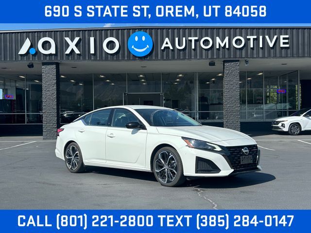 2023 Nissan Altima 2.5 SR