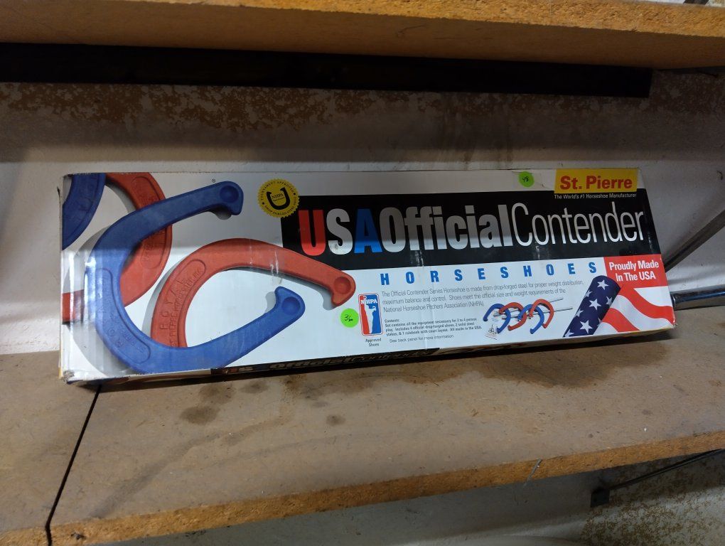 St. Pierre USA Official Contender Horseshoe Set