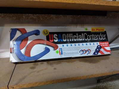 St. Pierre USA Official Contender Horseshoe Set