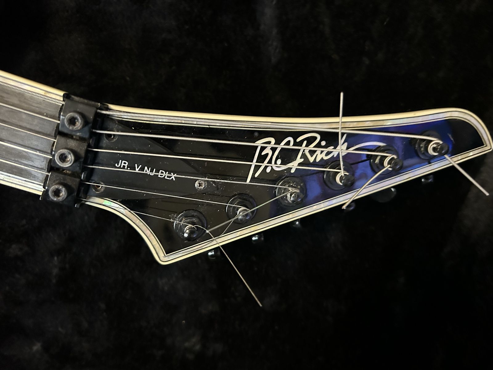 Main image 3