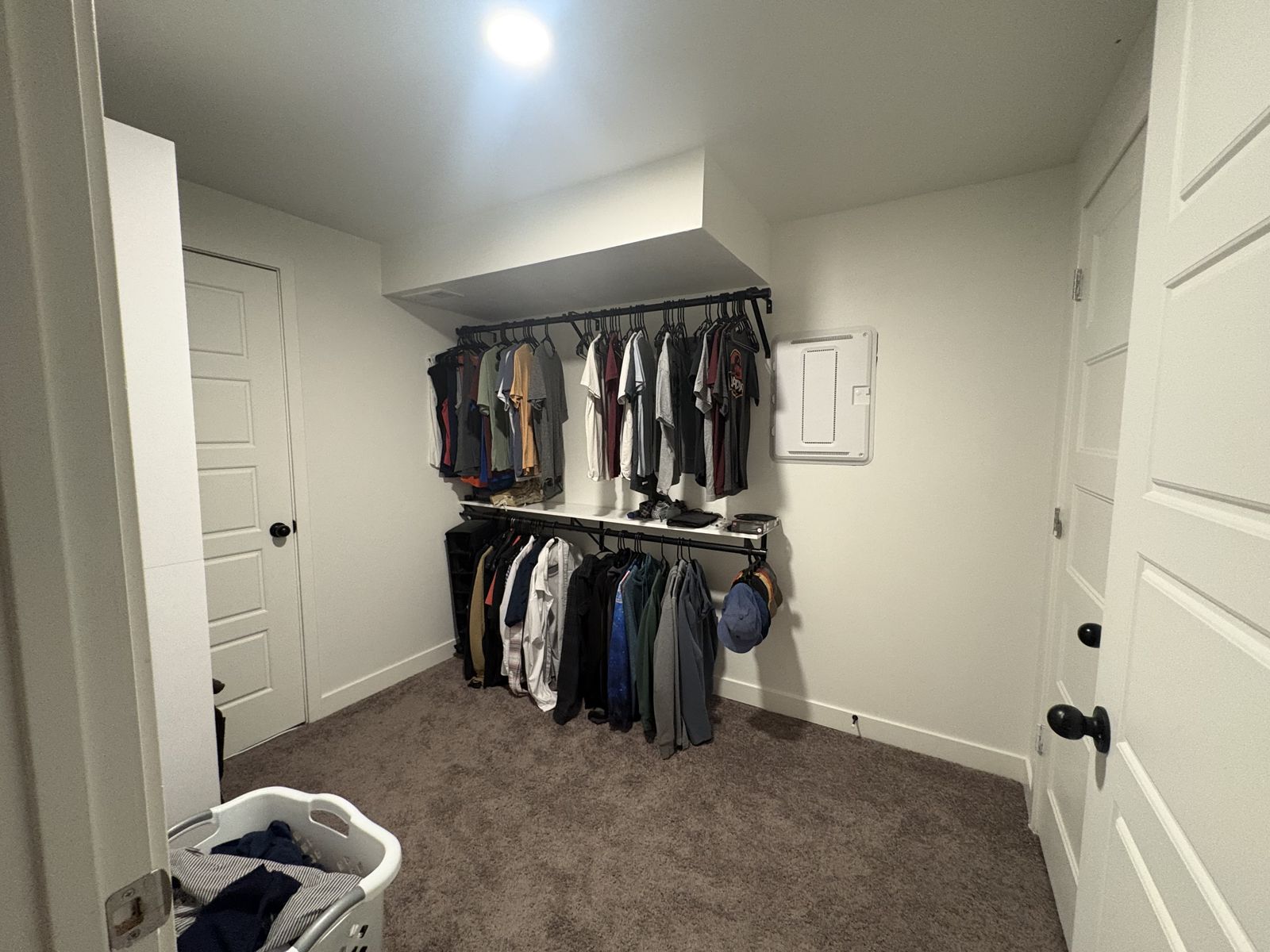 Main image 4