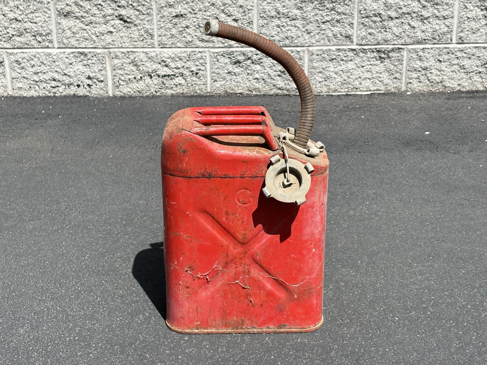 Vintage 5 Gallon Blitz Metal Gas Can USMC 5-73 Red Jerry Can with nozzle