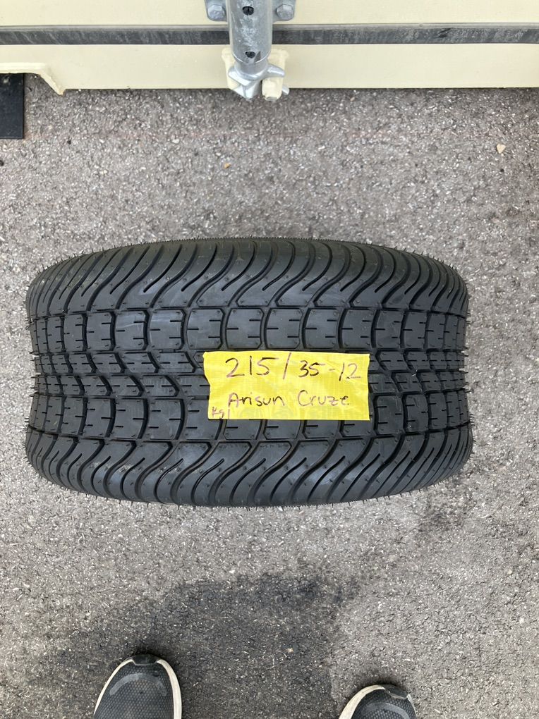 Two Arisun 215/35-12 Tire