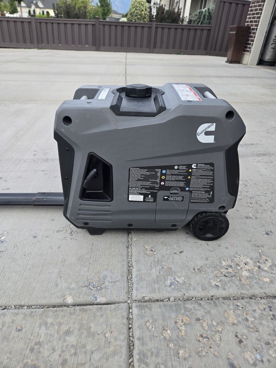 Cummins Onan P4500i Inverter Generator 3700W/4500W – RV Ready