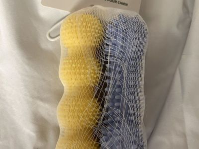 Fab Finds Pet Pack Spiky Squeaky Dog Toys for Chewing - Yellow & Blue Set
