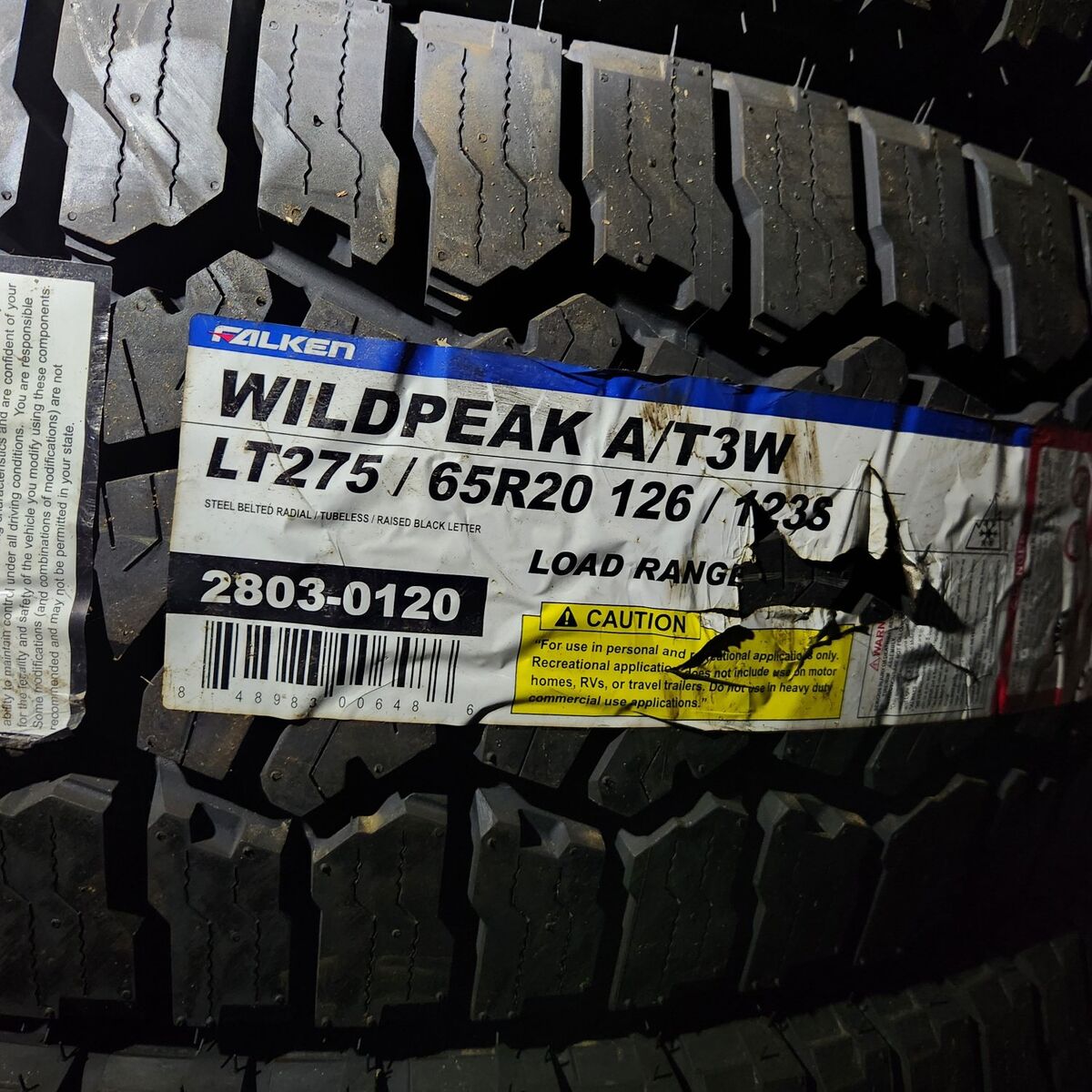 275/65r20 falken wildpeak at4w