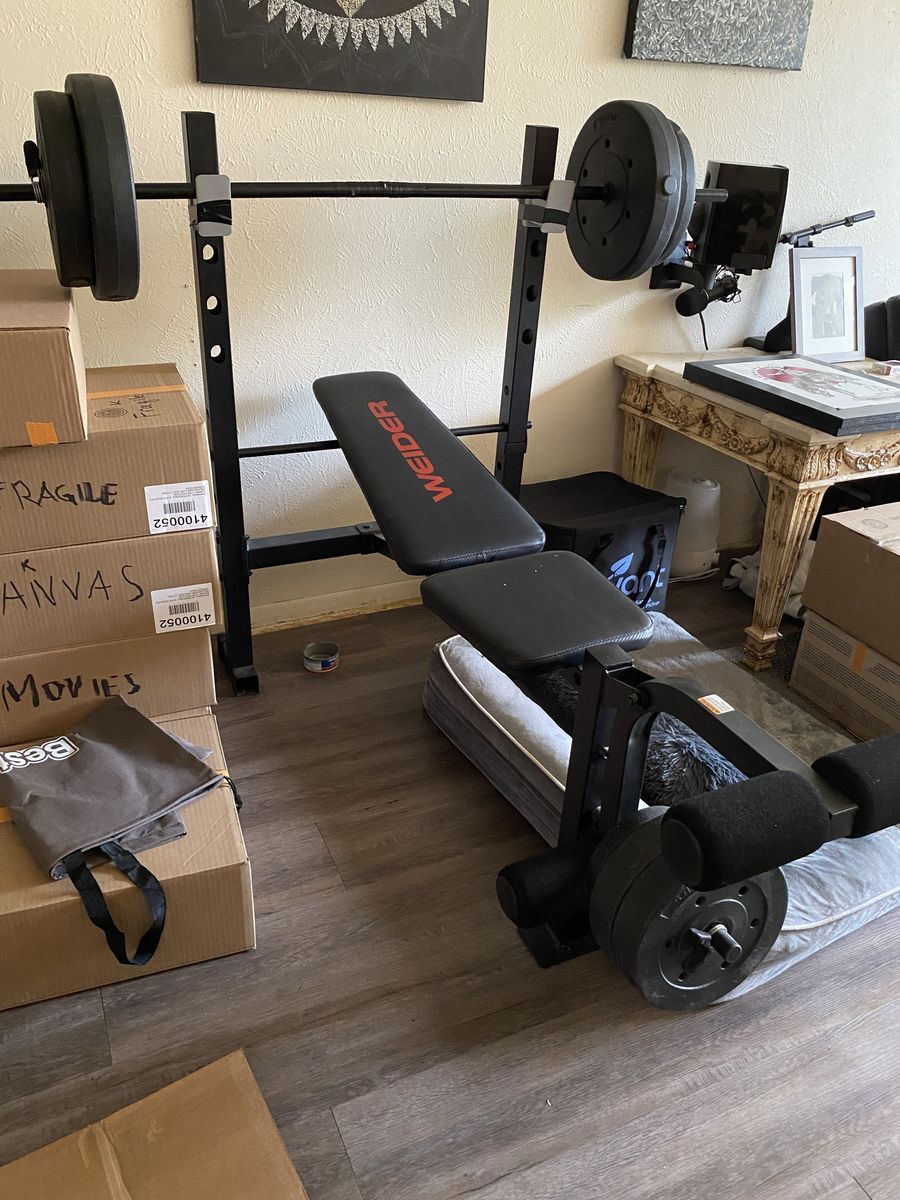 Bench Press / Workout Station 