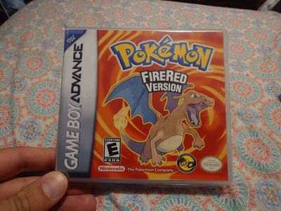 Pokemon Fire Red GBA GameBoy Advance w/ Box