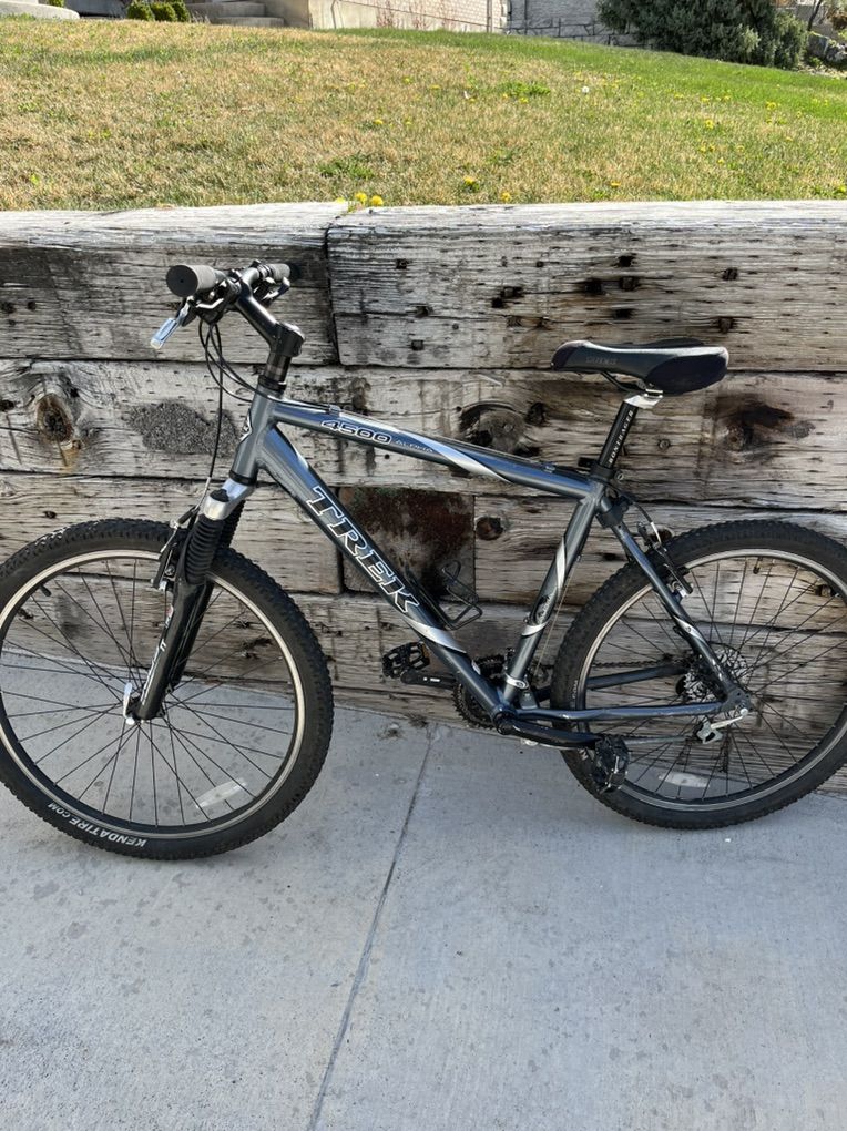 Trek Alpha 4500 Mountain Bike