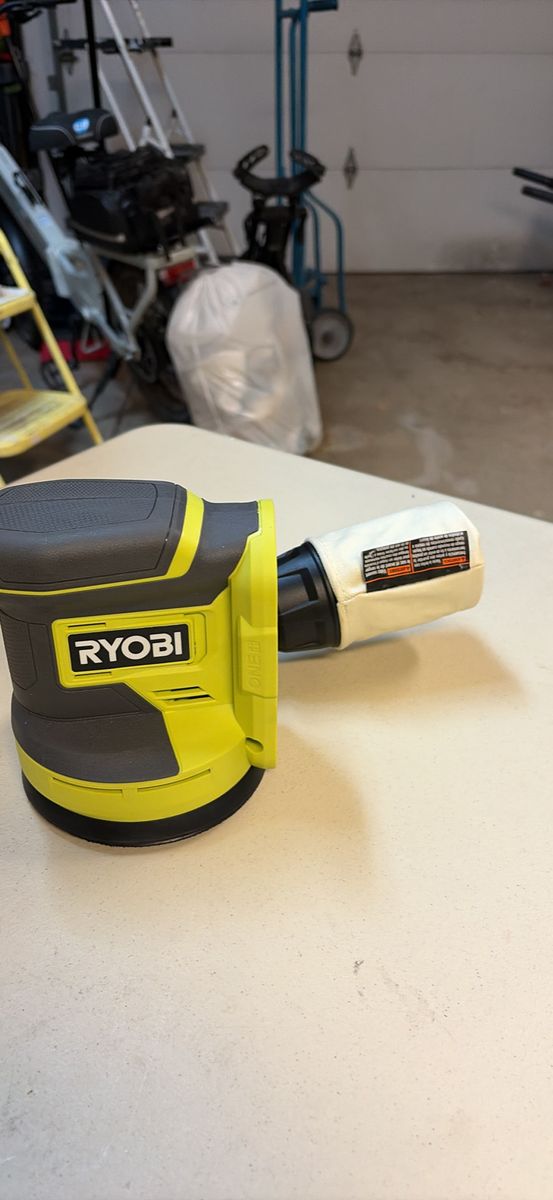 New Ryobi 5" Orbit Sander (tool Only)