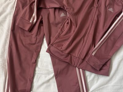 Girls size 7/8 Adidas track suit