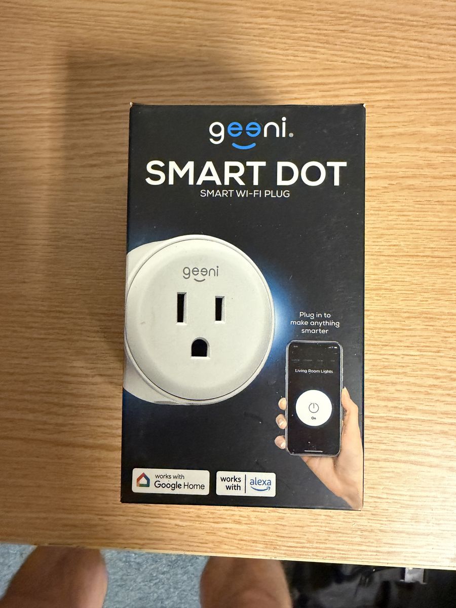 Geeni Smart Dot Smart Wi-Fi Plug