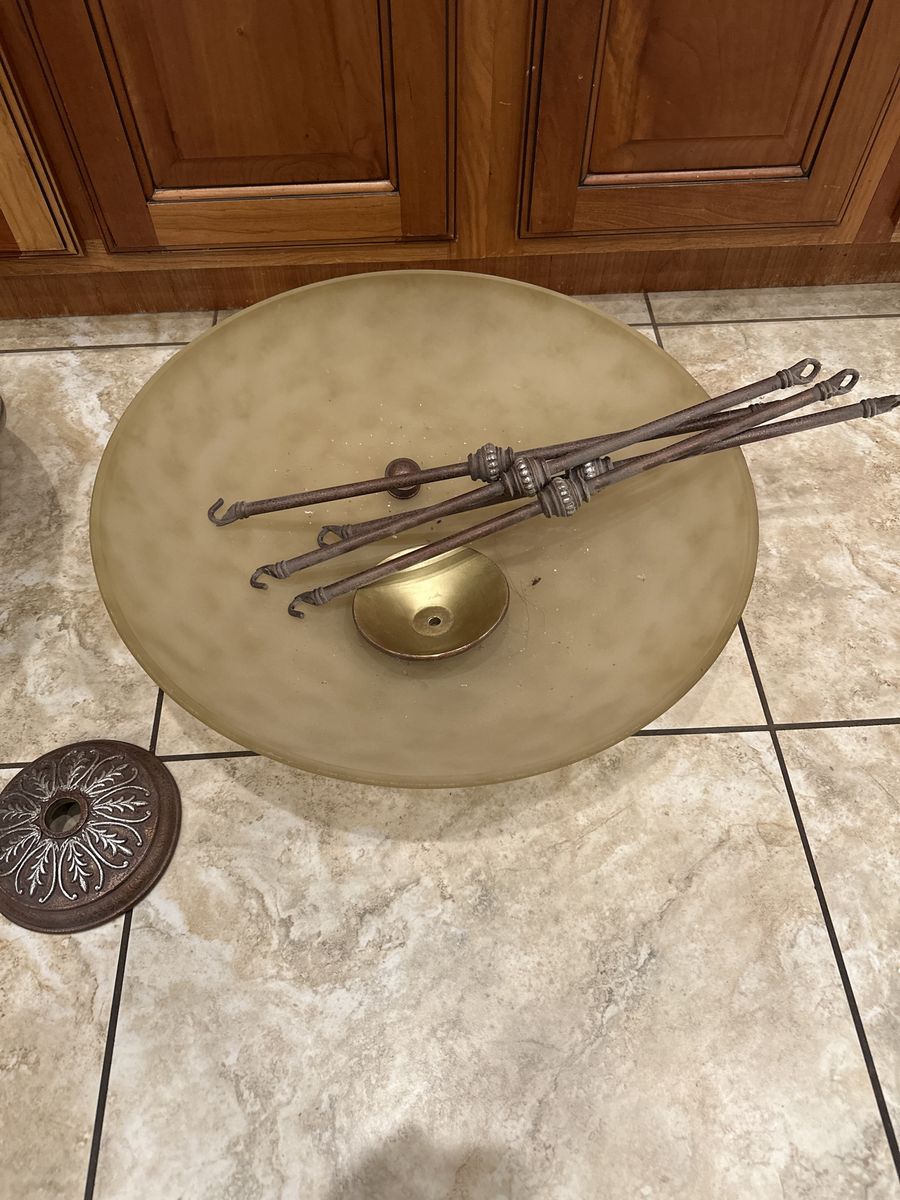 Main image 3
