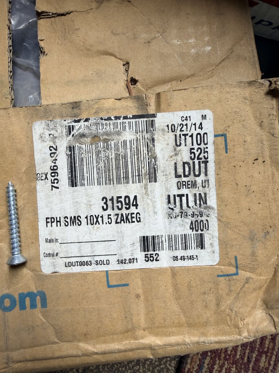 #10 x 1 /2 wood screws 4000