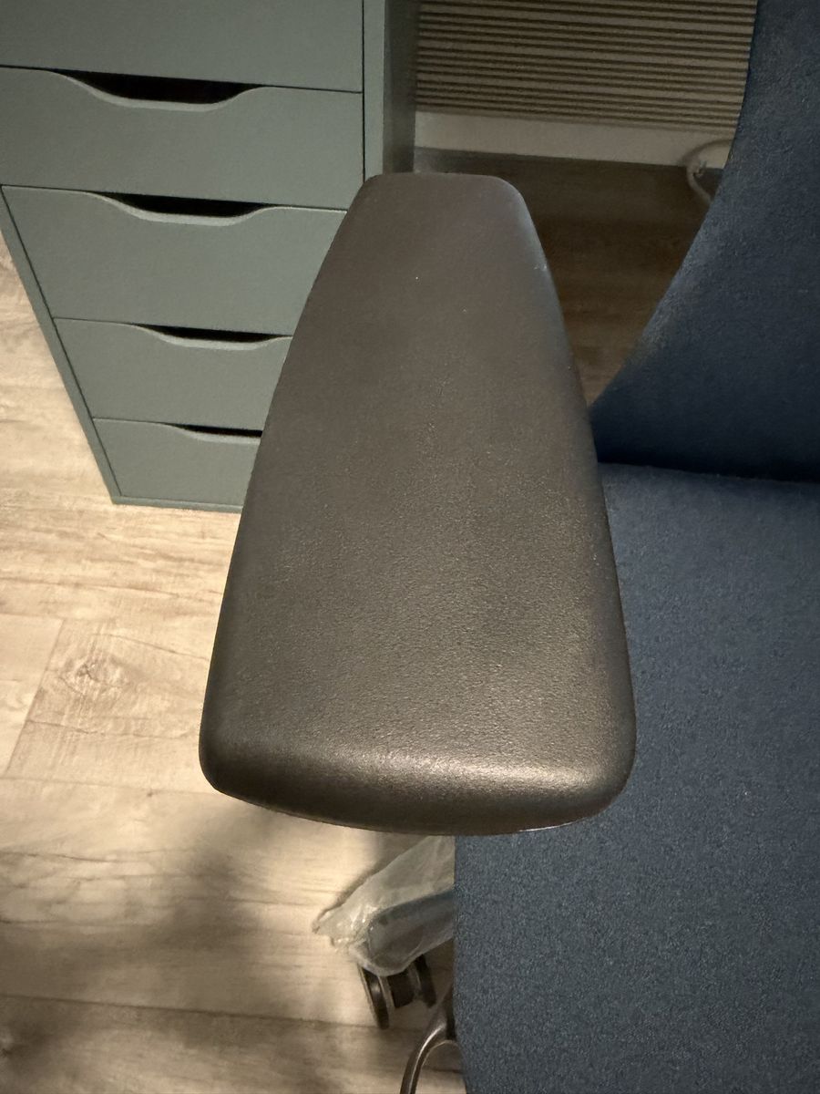 Main image 7