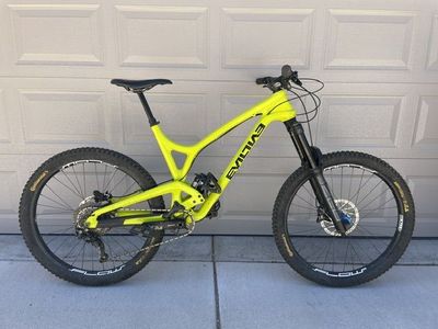 Evil Insurgent Carbon (XL)