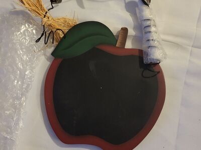 Apple Chalk Board