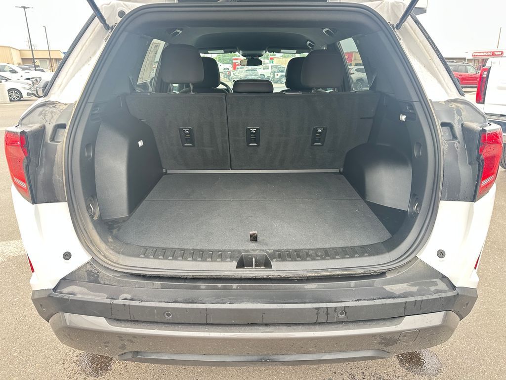Main image 11